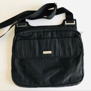 Baggallini black medium crossbody bag